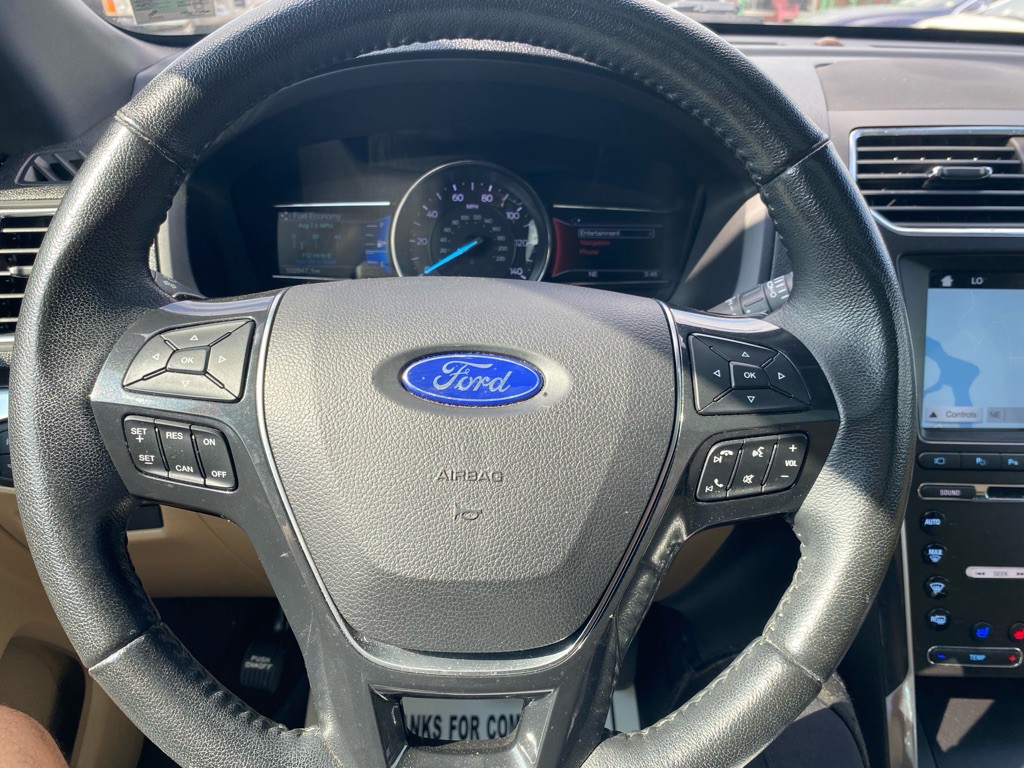 2017 Ford Explorer Image 21