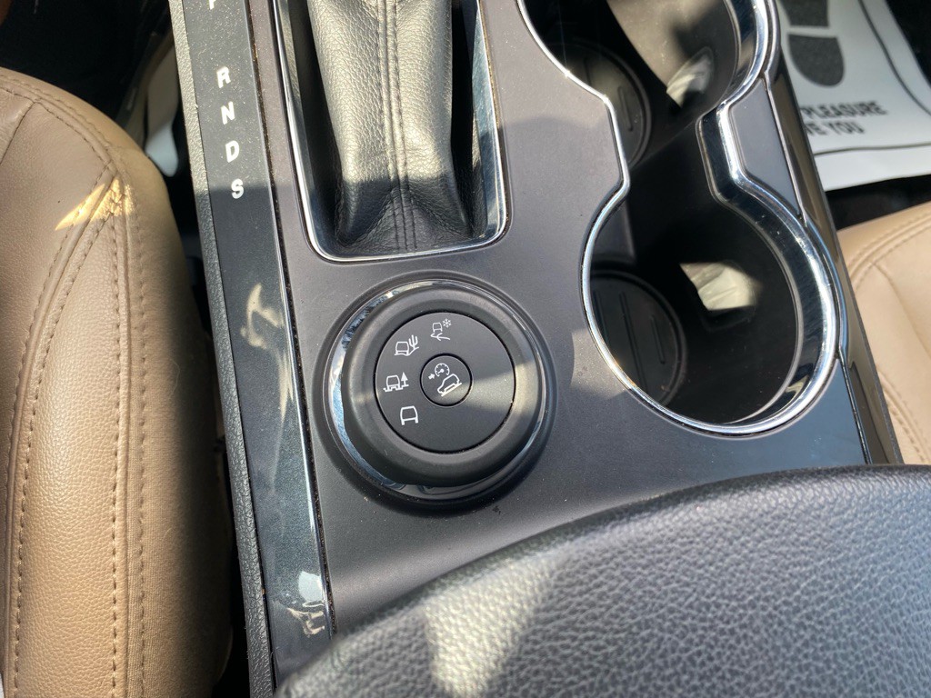 2017 Ford Explorer Image 30