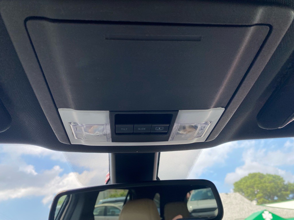 2017 Ford Explorer Image 31