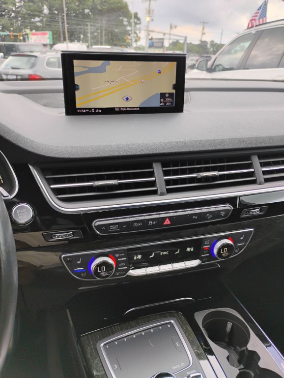 2017 Audi Q7 Image 6