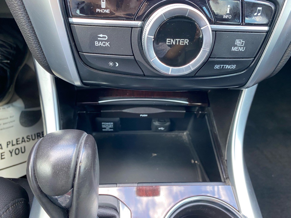 2015 Acura TL Image 25