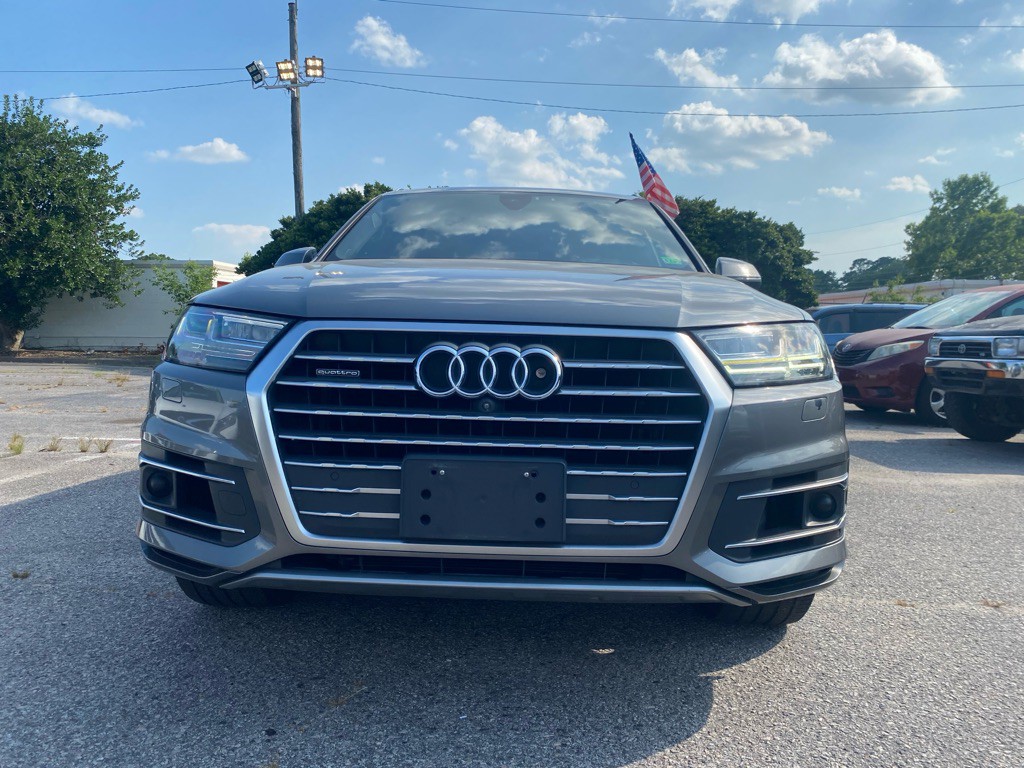 2017 Audi Q7 Image 2