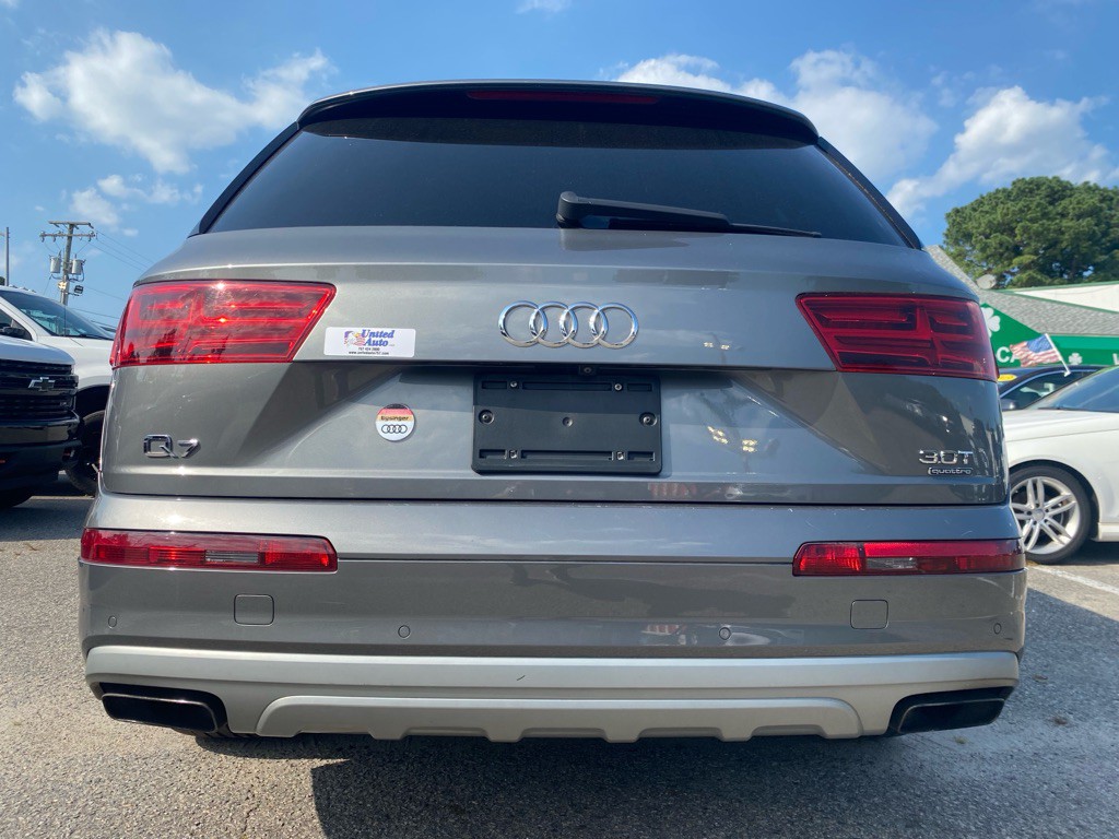 2017 Audi Q7 Image 5