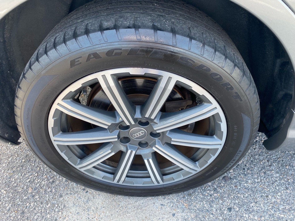 2017 Audi Q7 Image 31