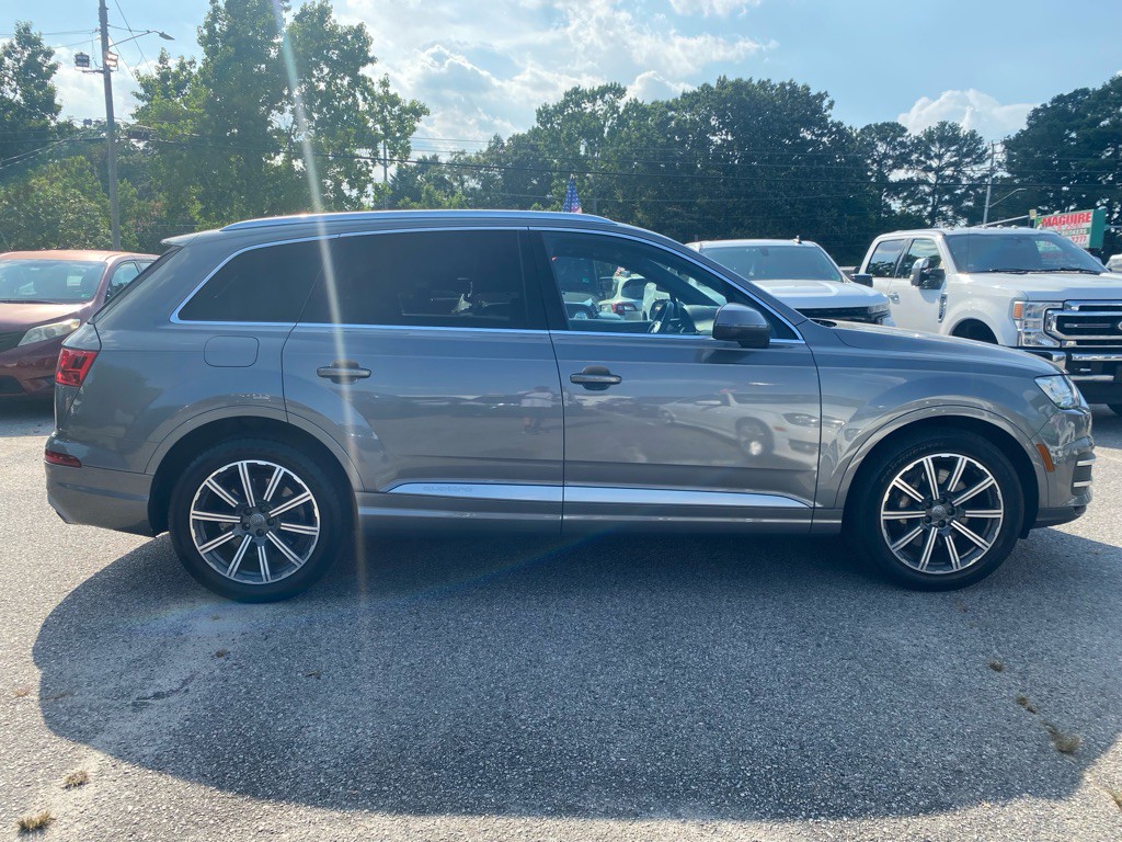 2017 Audi Q7 Image 7