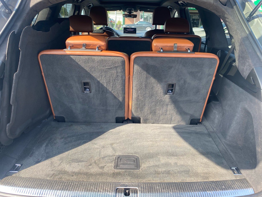 2017 Audi Q7 Image 12