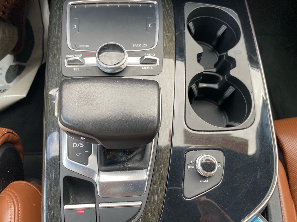 2017 Audi Q7 Image 25