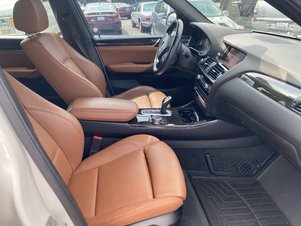 2016 BMW X3 Image 14