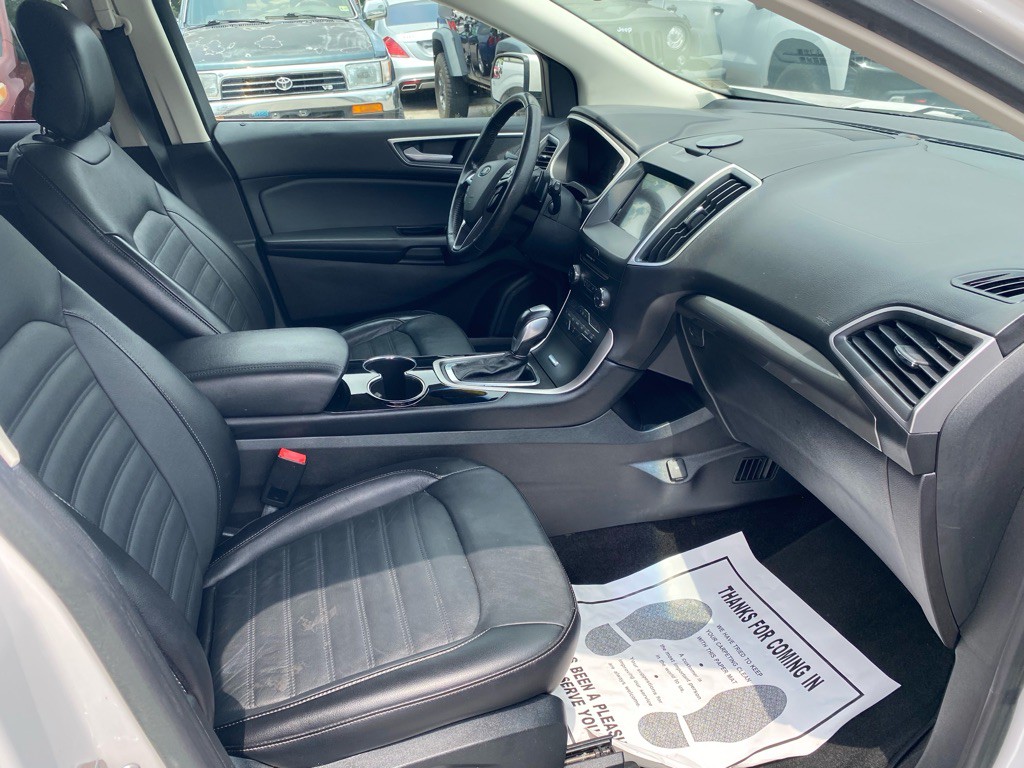2018 Ford Edge Image 13