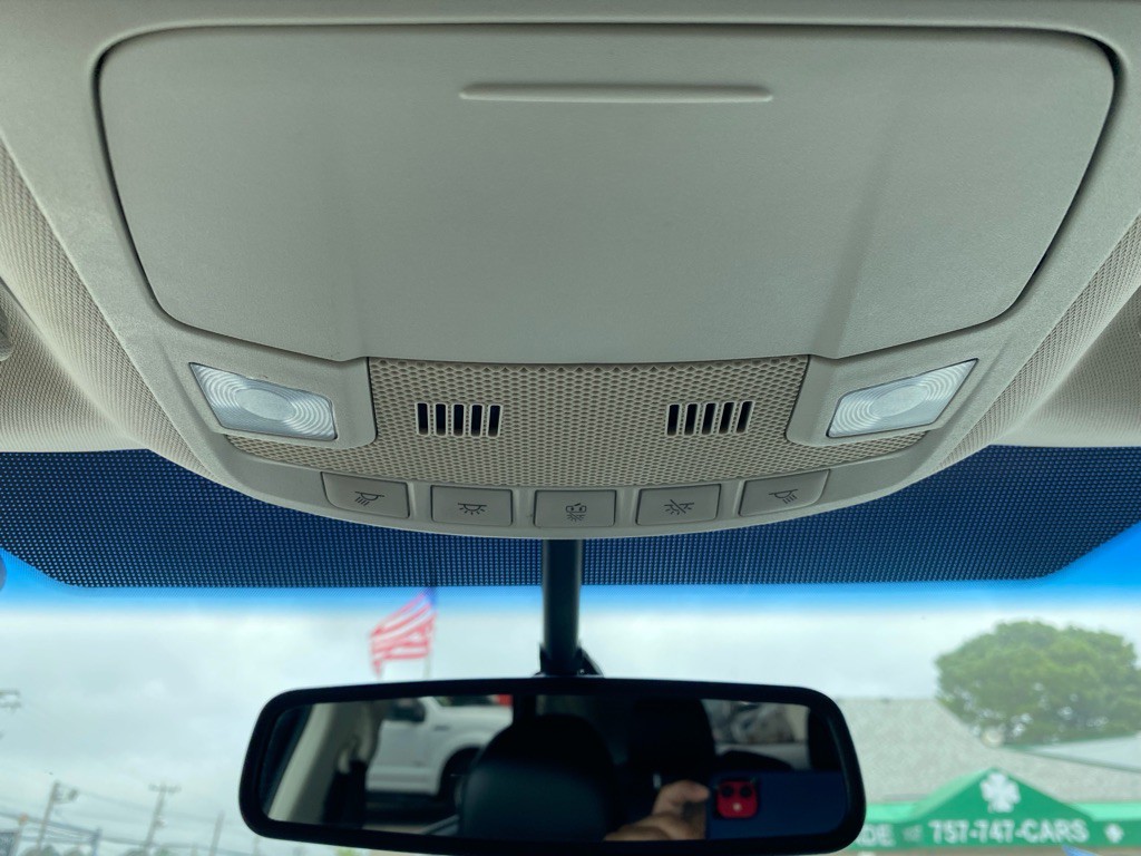 2018 Ford Edge Image 26