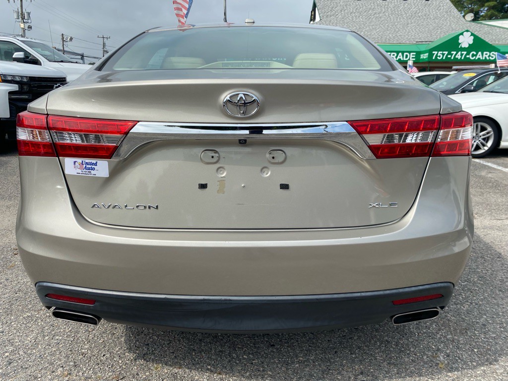 2013 Toyota Avalon Image 5