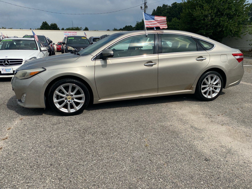 2013 Toyota Avalon Image 3