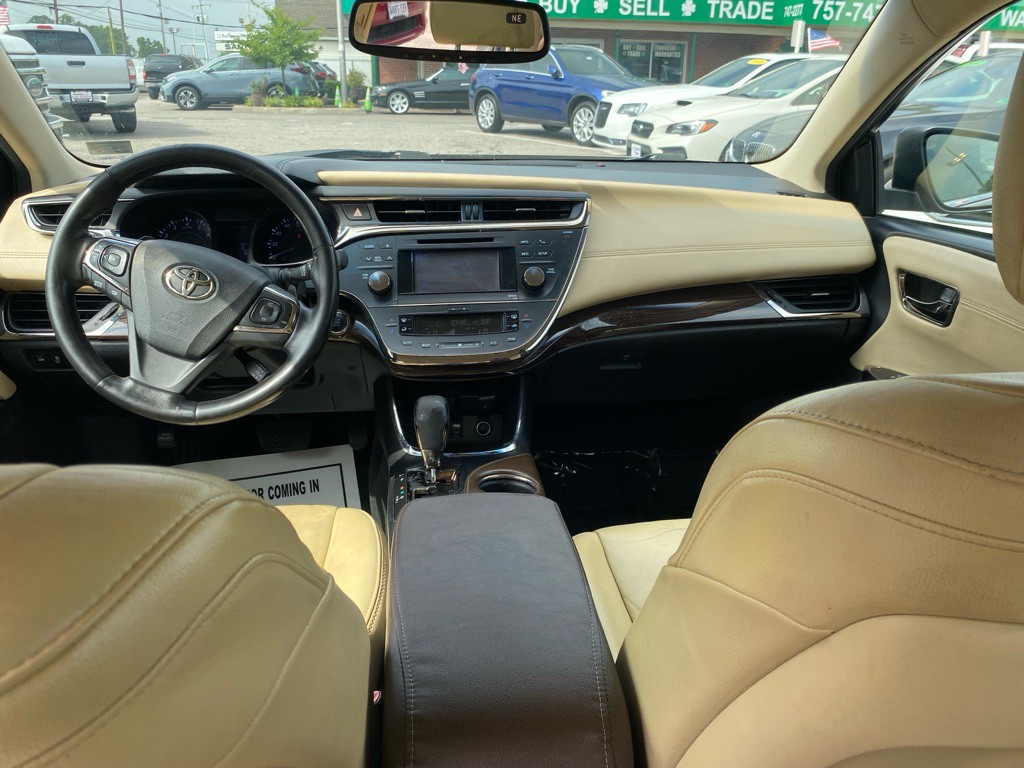2013 Toyota Avalon Image 14