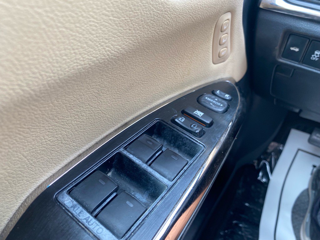 2013 Toyota Avalon Image 20