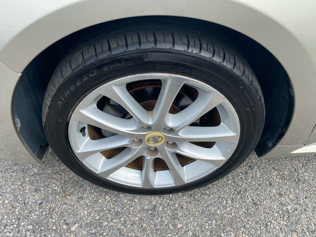 2013 Toyota Avalon Image 28