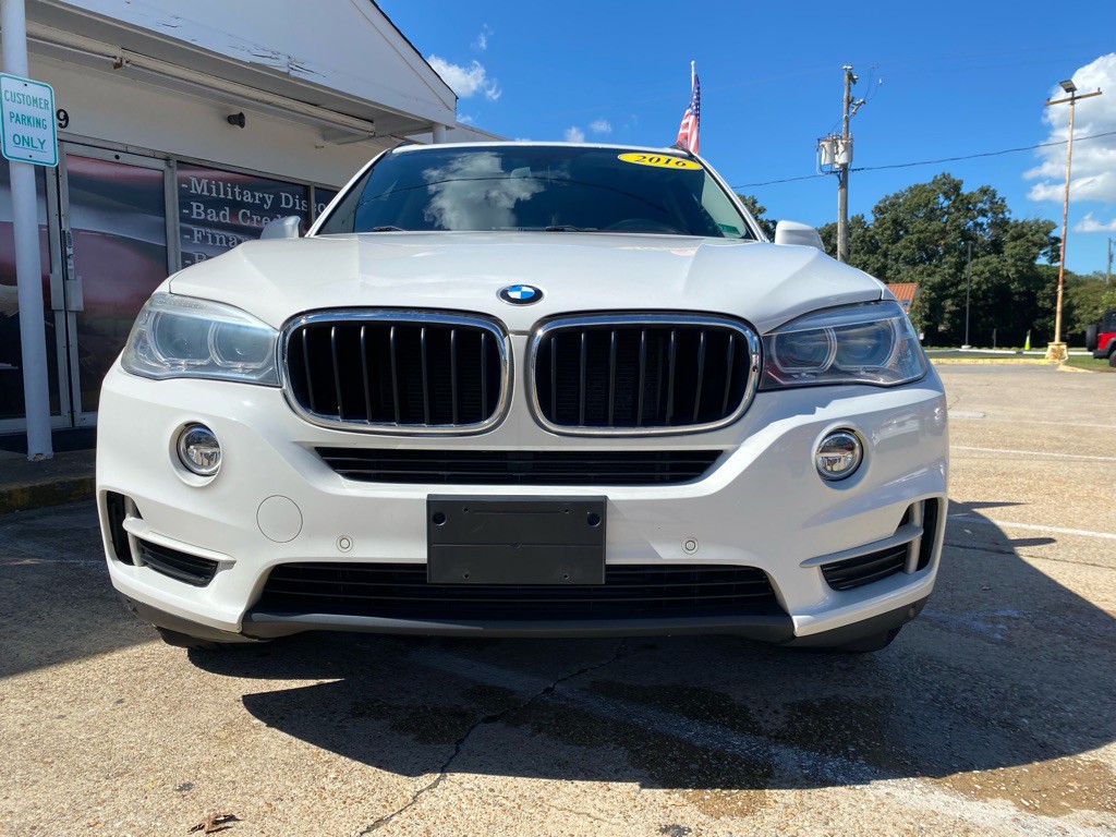 2016 BMW X5 Image 2