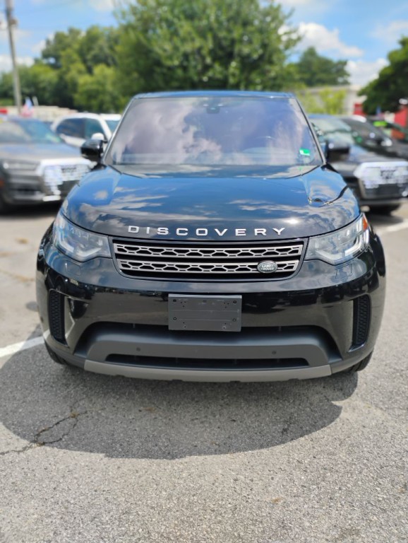 2020 Land Rover Discovery Image 3