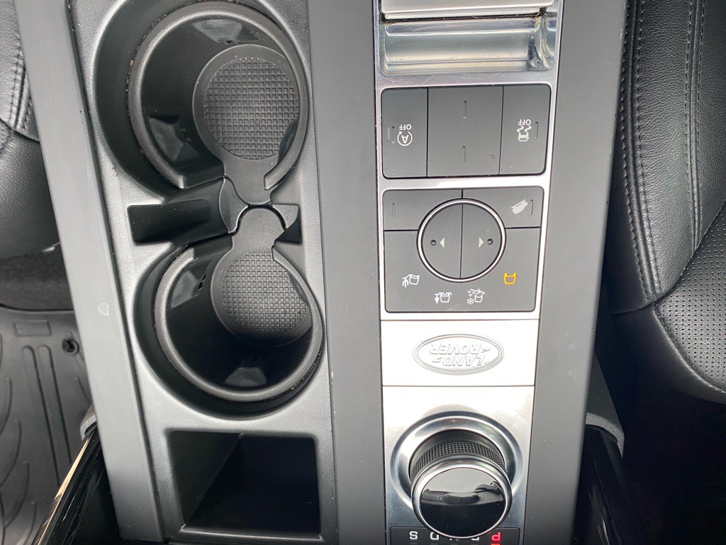 2020 Land Rover Discovery Image 22