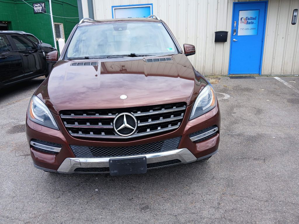 2013 Mercedes-Benz M-Class Image 1