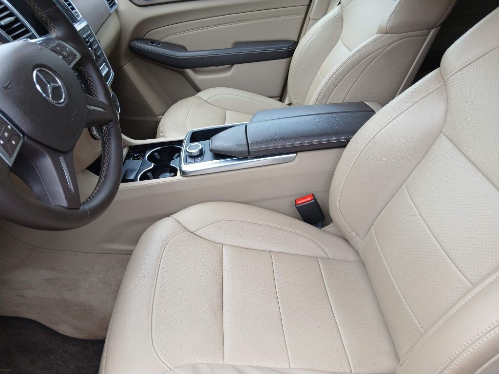 2013 Mercedes-Benz M-Class Image 12