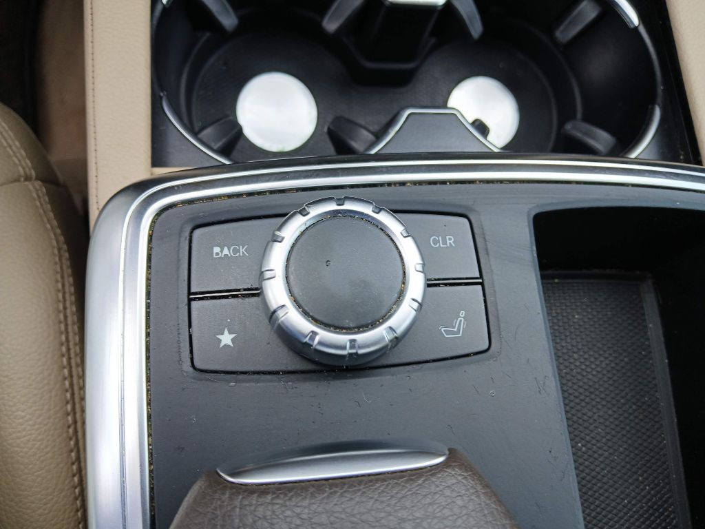 2013 Mercedes-Benz M-Class Image 23