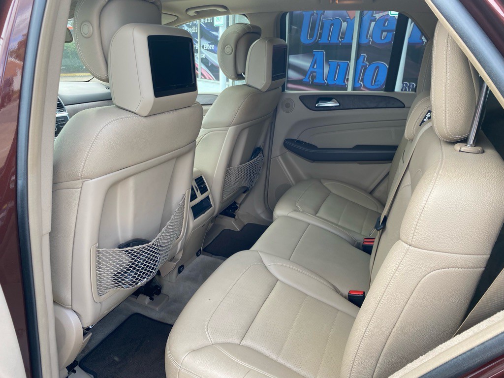 2013 Mercedes-Benz M-Class Image 11