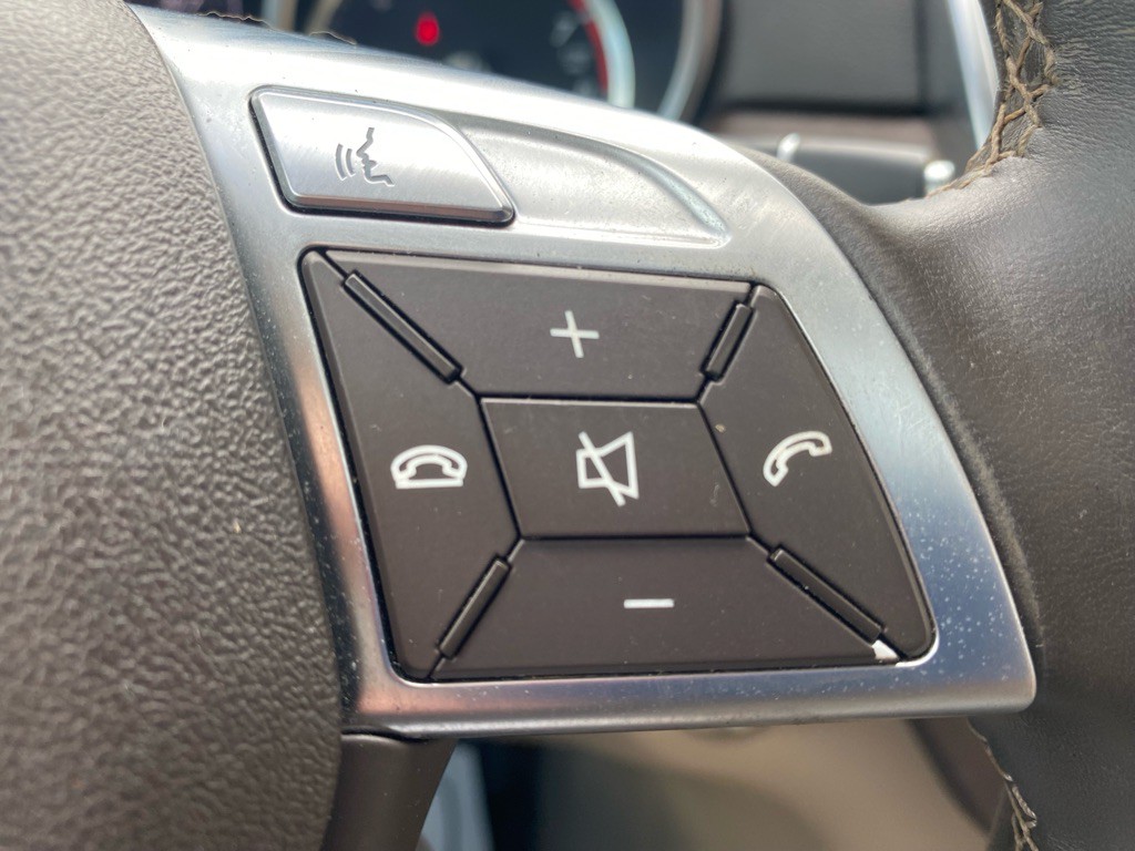 2013 Mercedes-Benz M-Class Image 21