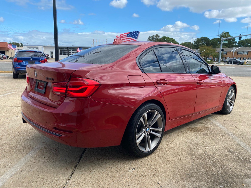2017 BMW 3 Series Image 7