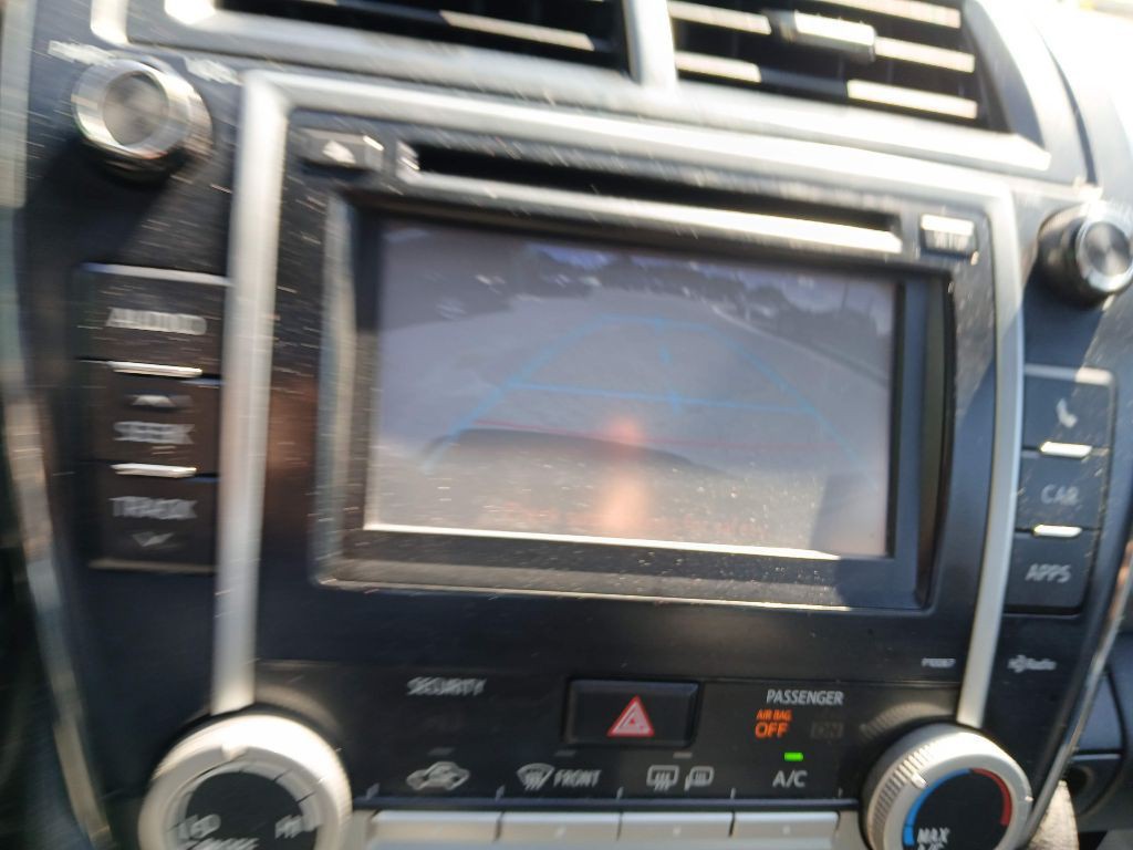 2012 Toyota Camry Image 14