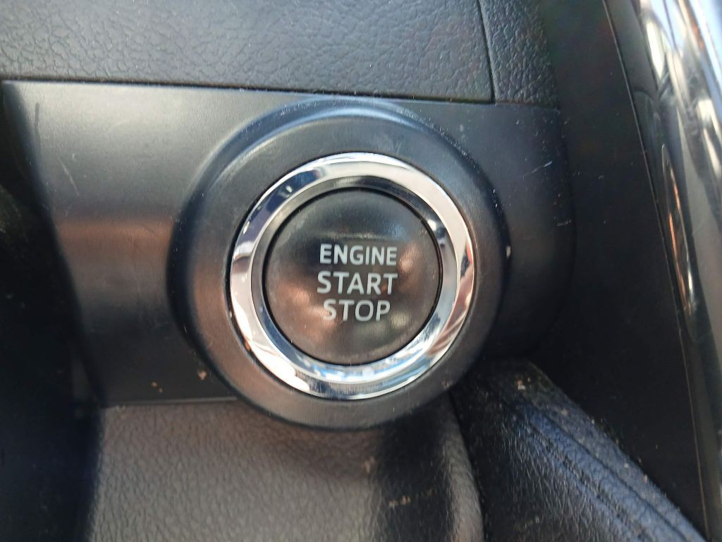 2012 Toyota Camry Image 18