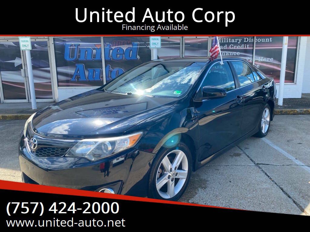 2012 Toyota Camry Image 1