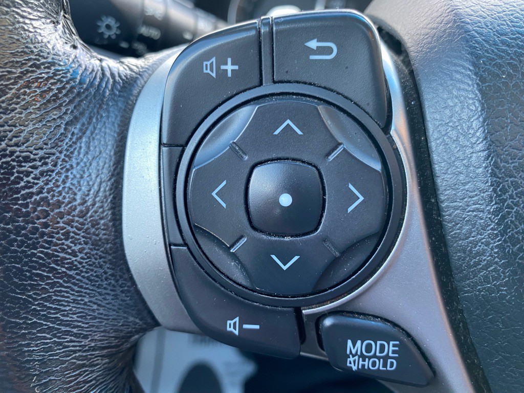 2012 Toyota Camry Image 20