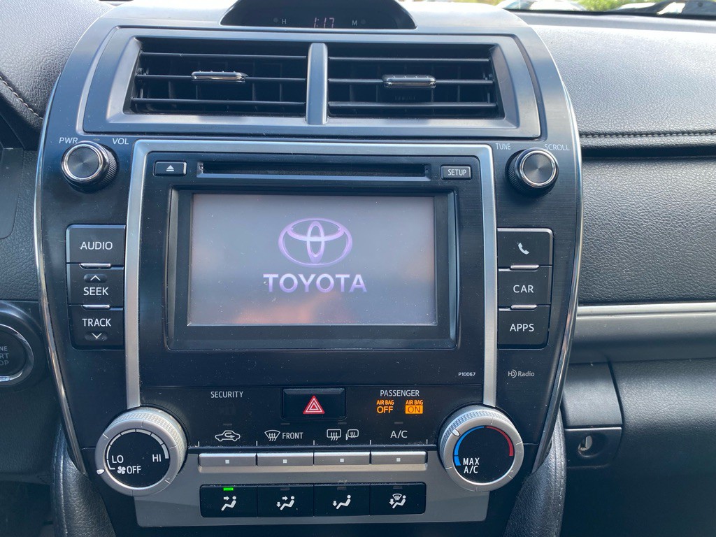 2012 Toyota Camry Image 22