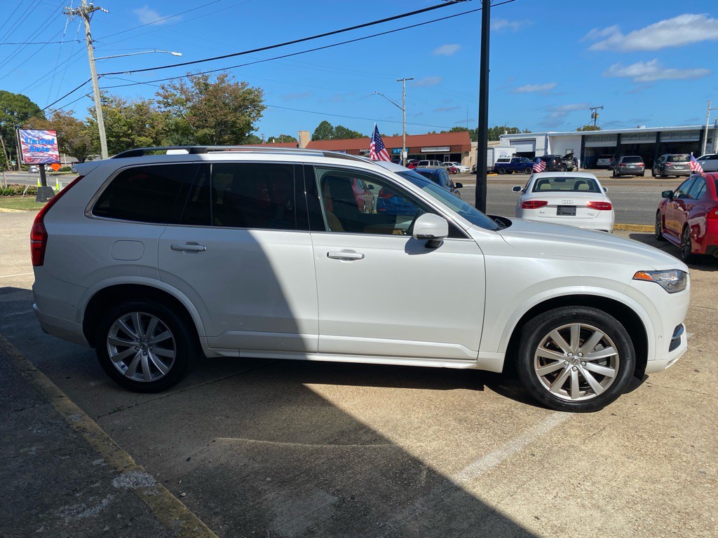 2016 Volvo XC90 Image 8