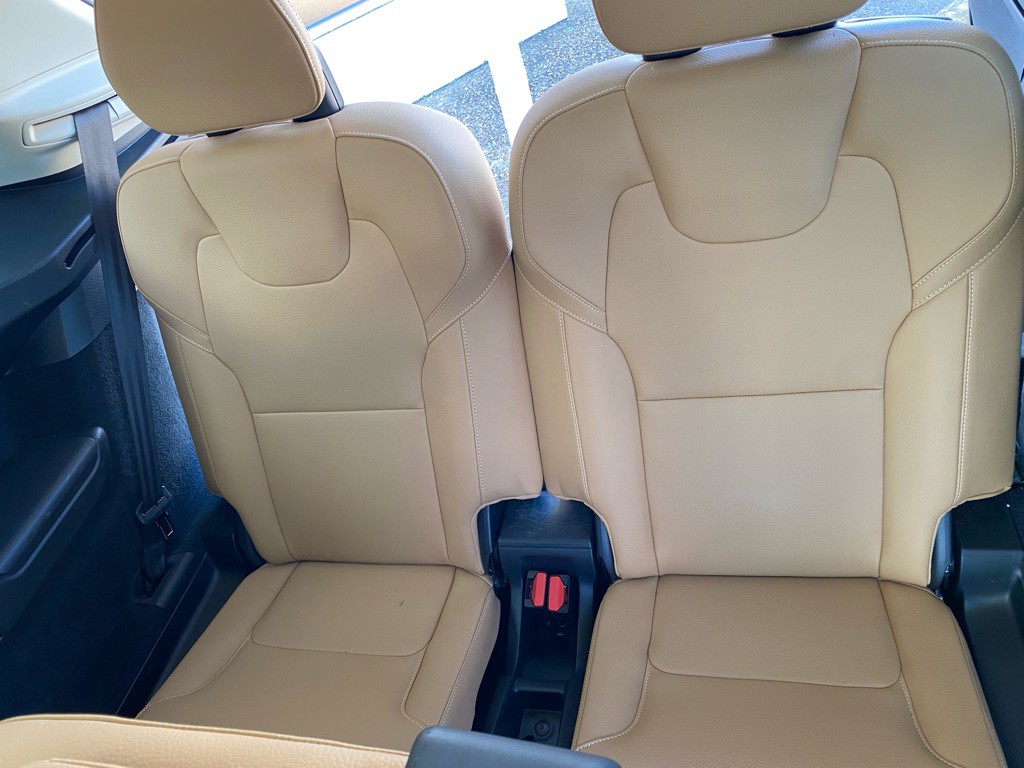 2016 Volvo XC90 Image 12