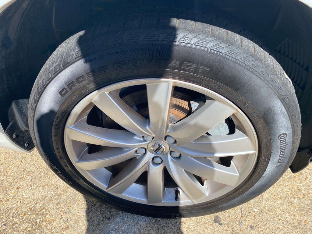 2016 Volvo XC90 Image 32