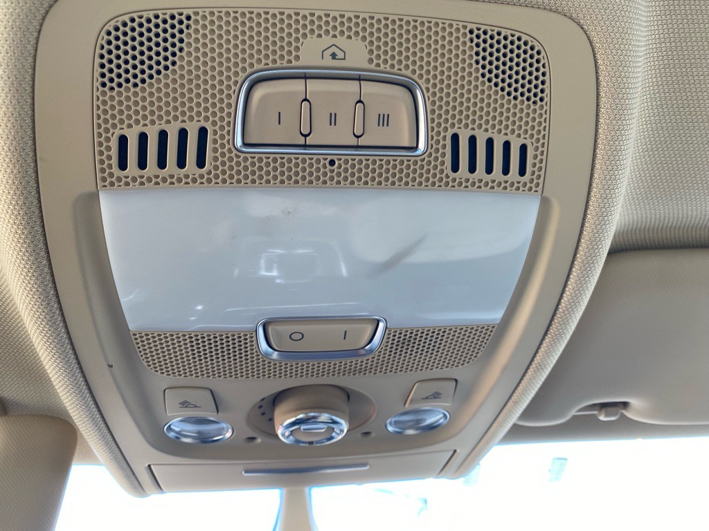 2014 Audi A4 Image 25