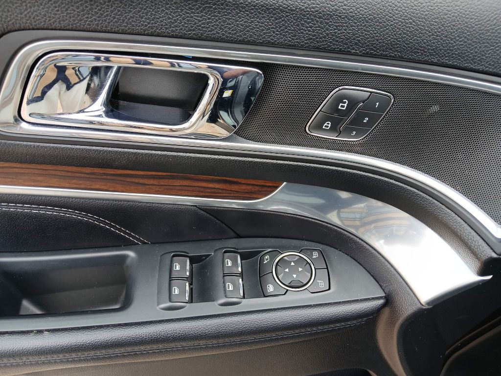 2018 Ford Explorer Image 7