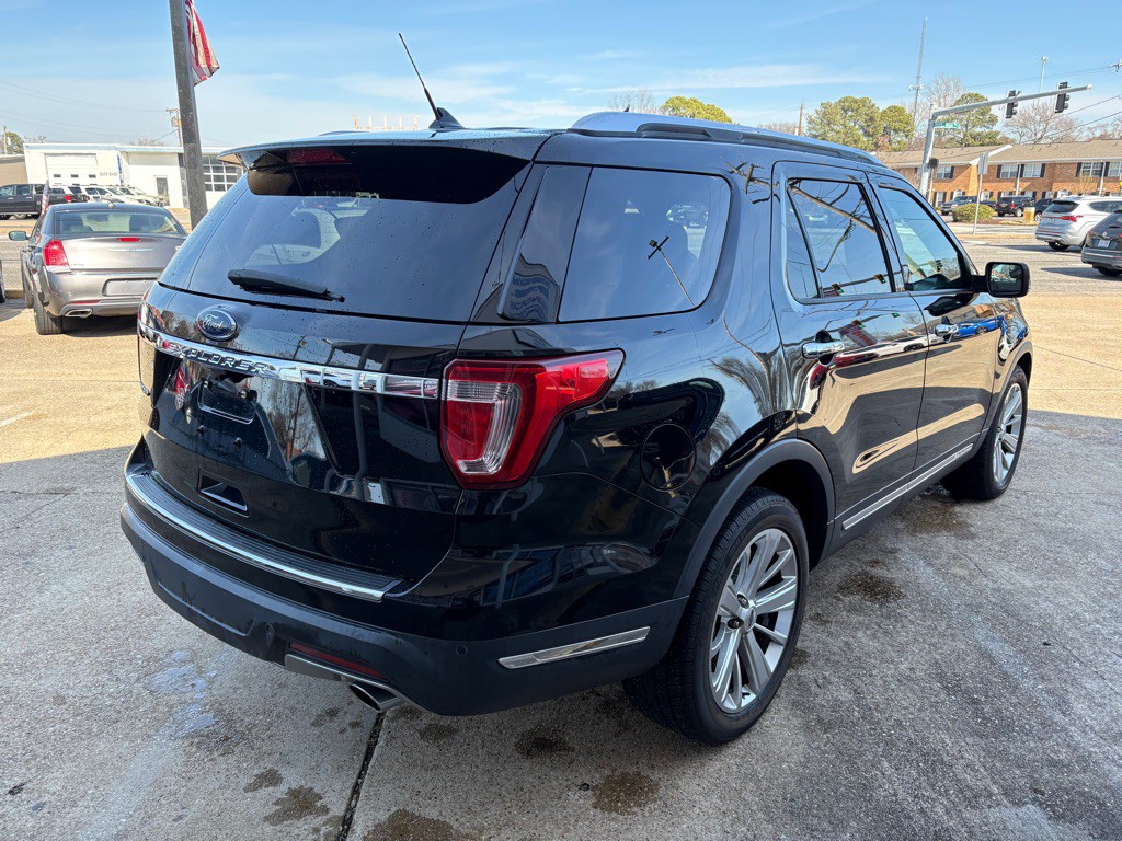 2018 Ford Explorer Image 7