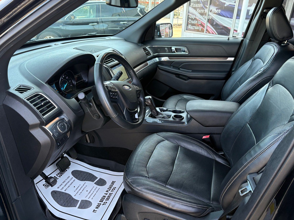 2018 Ford Explorer Image 10