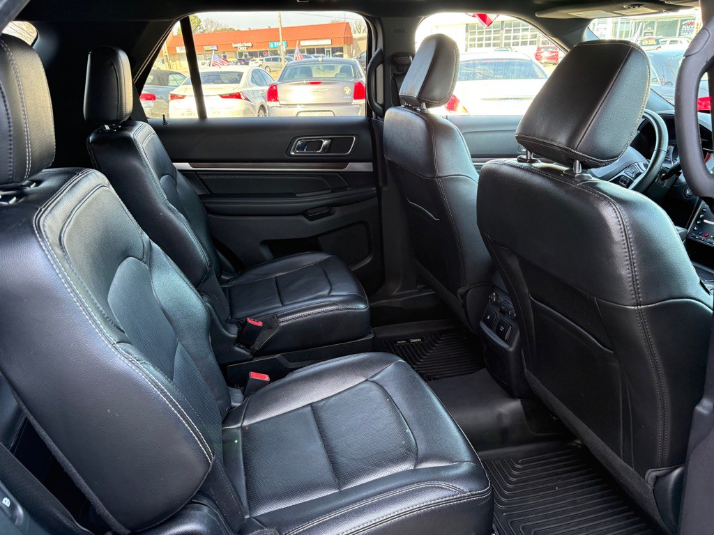 2018 Ford Explorer Image 14