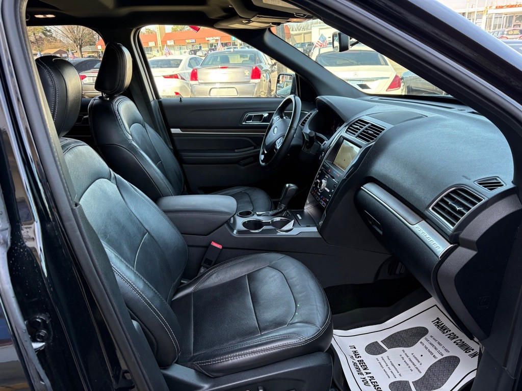 2018 Ford Explorer Image 15