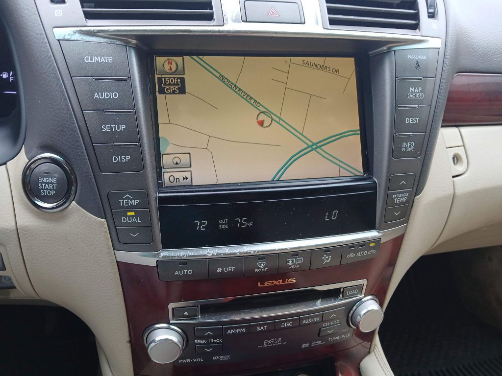 2012 Lexus LS 460 Image 11