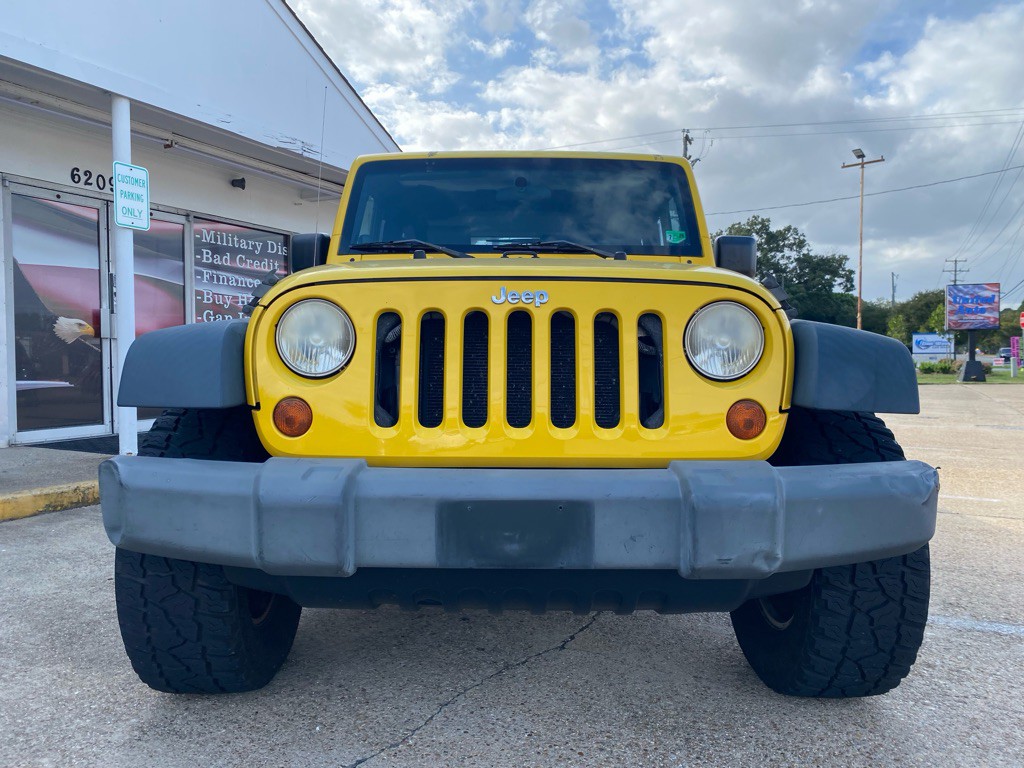 2009 Jeep Wrangler Image 2