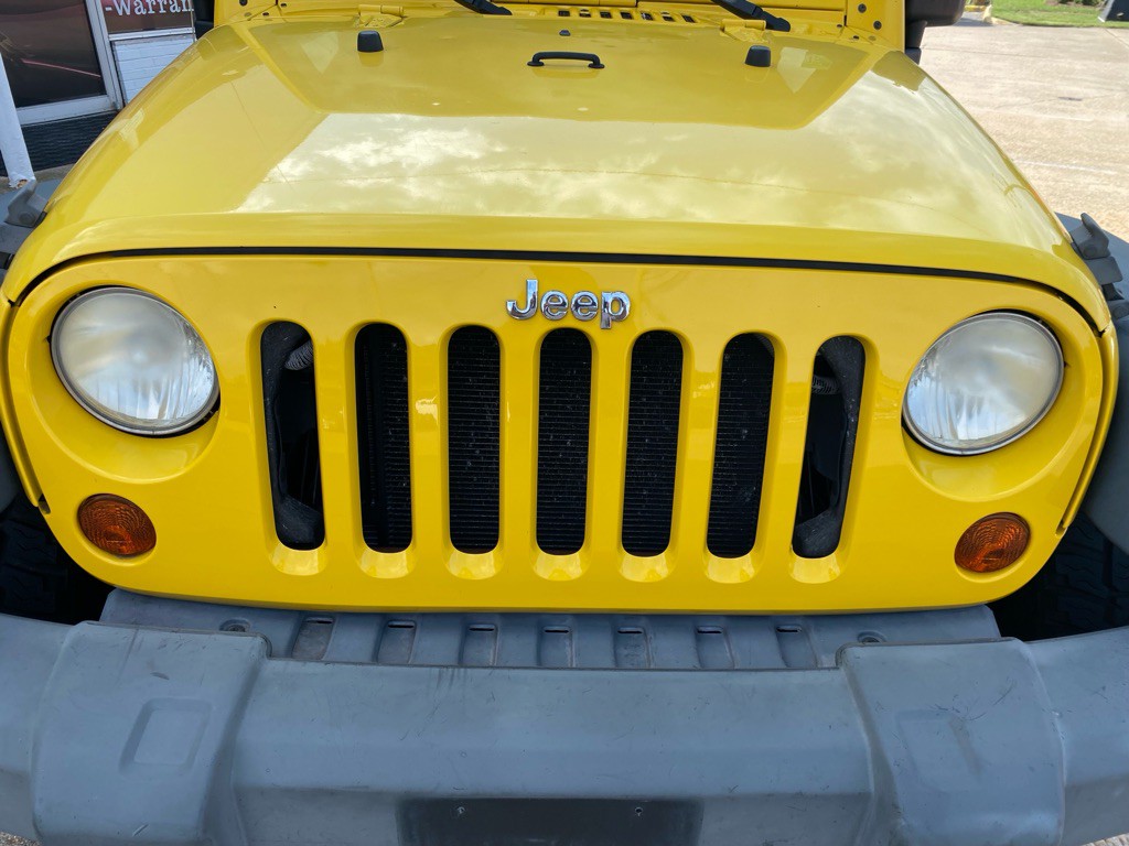 2009 Jeep Wrangler Image 24