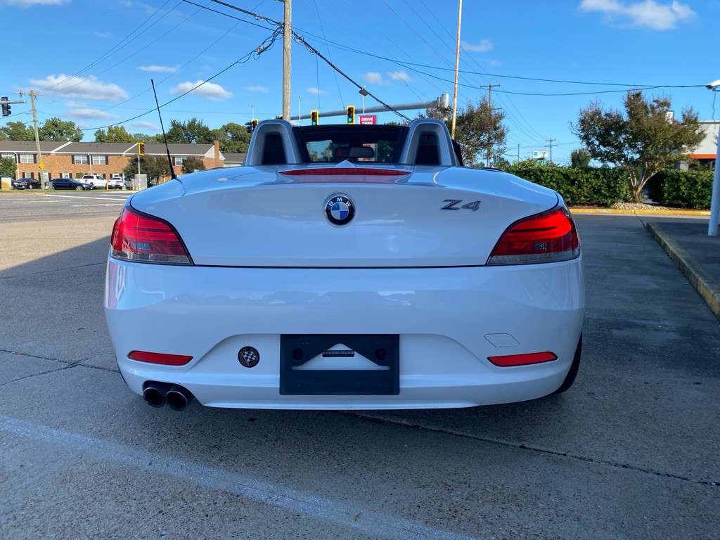 2011 BMW Z4 Image 9