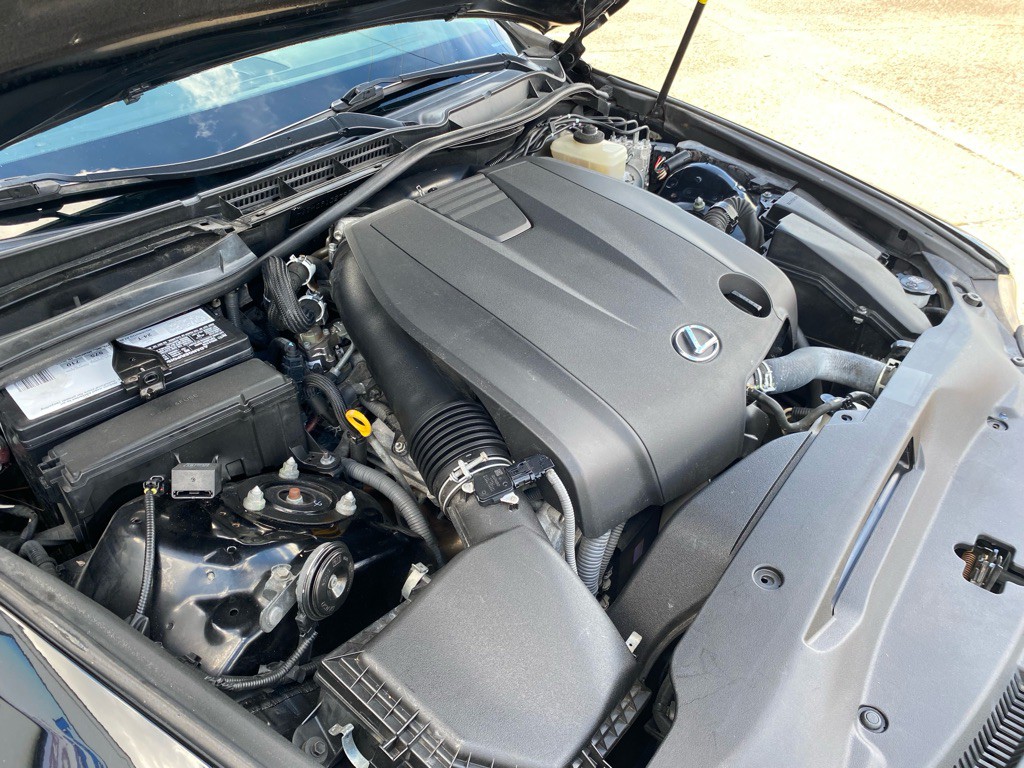 2014 Lexus IS Image 25