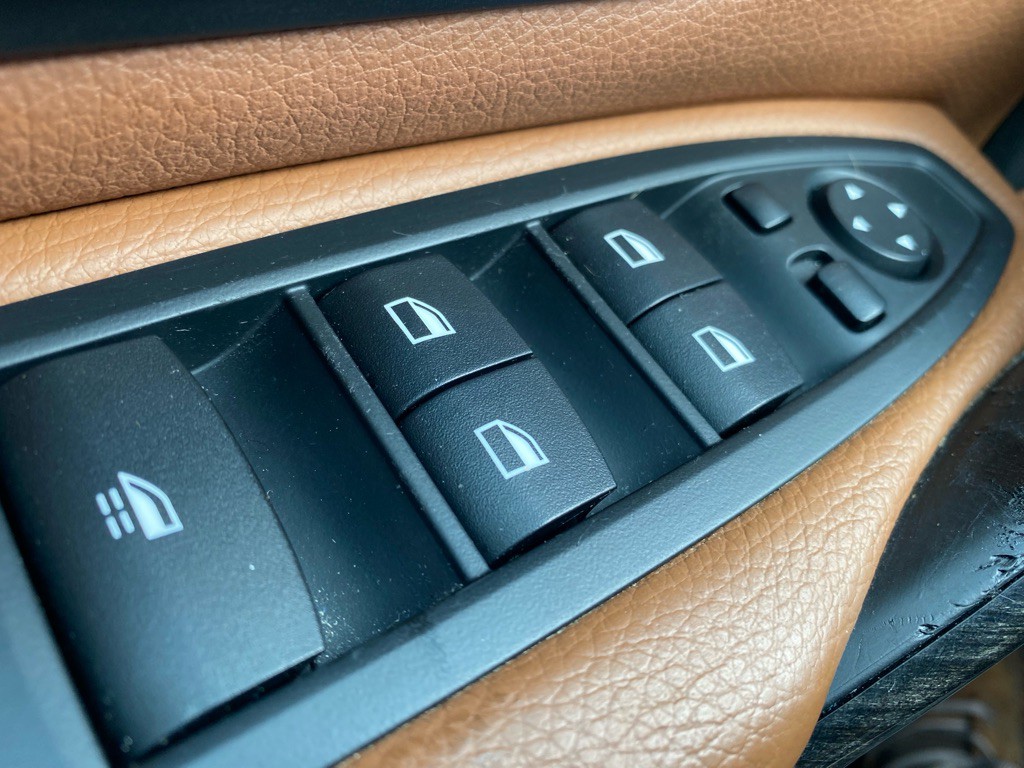 2015 BMW 4 Series Image 24