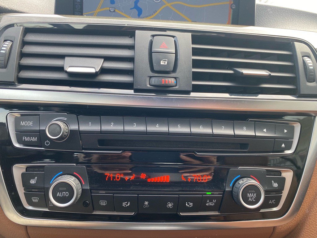 2015 BMW 4 Series Image 25