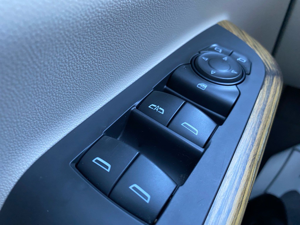 2017 GMC Acadia Image 23